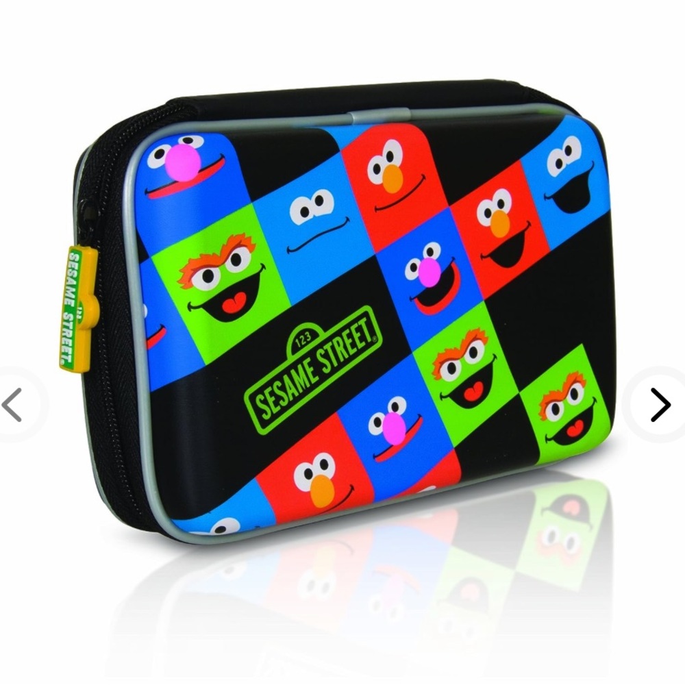 Sesame Street Friends Soft Case - DS, DSi, DSi XL, Lite, 3DS